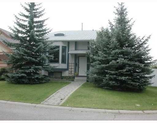I have sold a property at 83 HAWKLEY VALLEY RD NW in CALGARY
