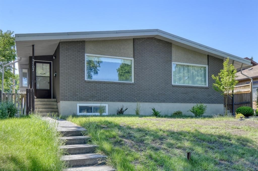 I have sold a property at 3707 42 STREET SW in Calgary
